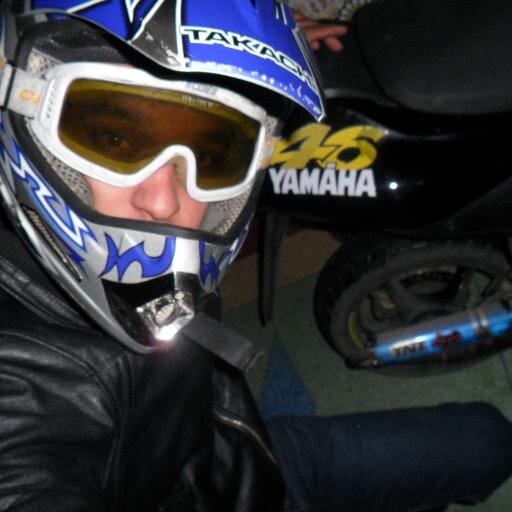 aziz_bht's profile picture. 