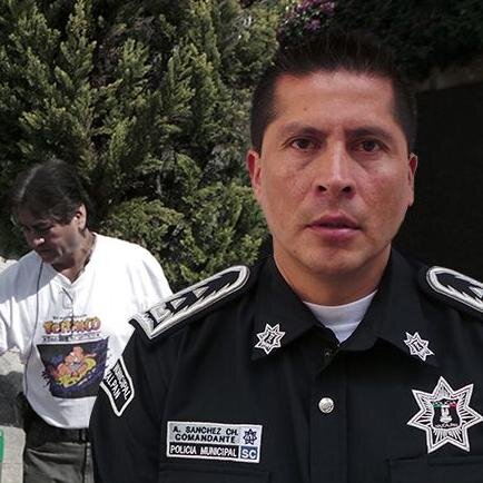 Comandante de la zona 3 de la @SCNaucalpan, en @NaucalpanGob. Teléfono de emergencia 53712250