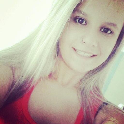 Brinquei com a água acabei me molhando brinquei com você acabei me apaixonando. te amoo montao minha preta. P:@Chinesgui