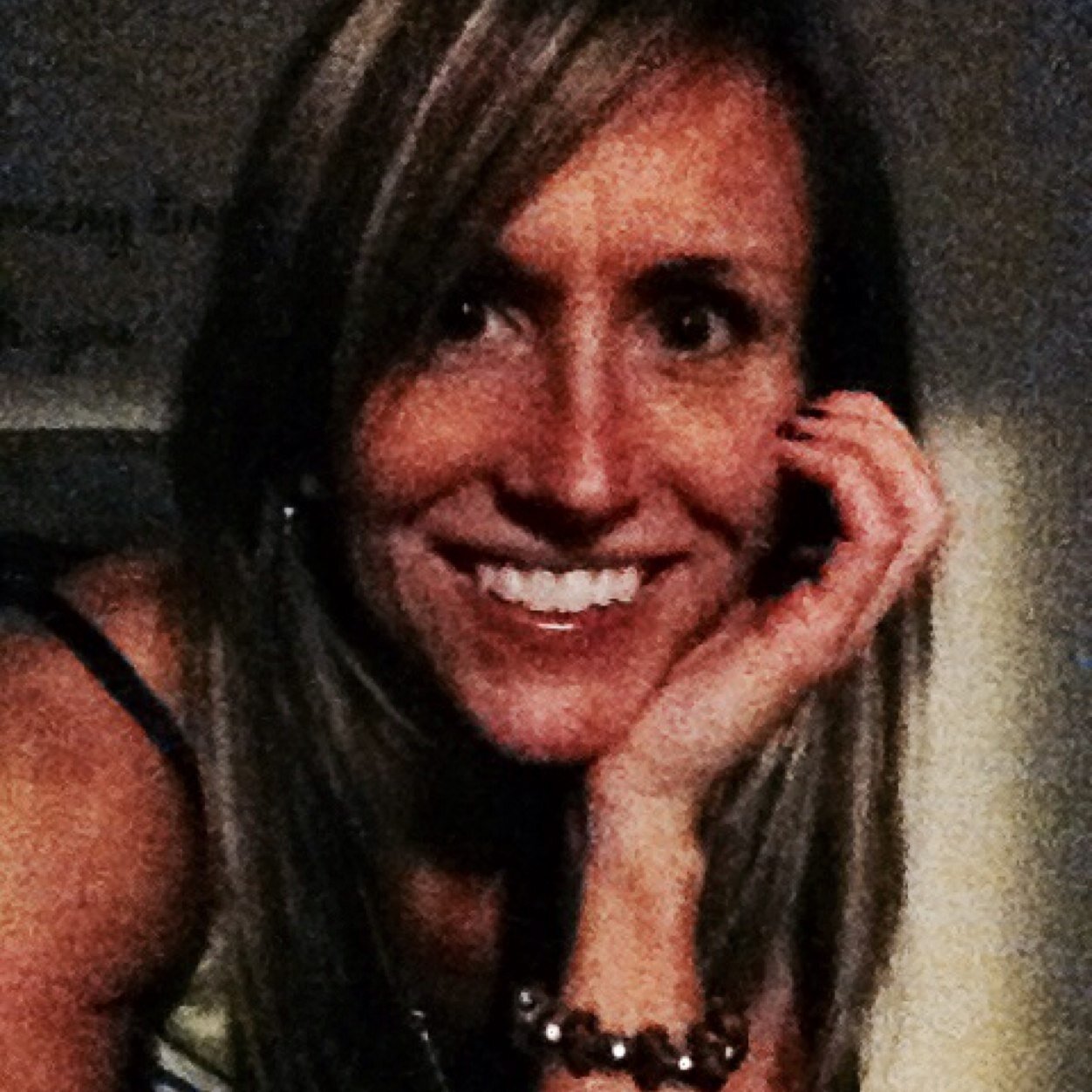 FitBreezy's profile picture. Certified Personal Trainer chasing dreams & sharing sunshine. Particularly interested in nice people and pretty skies. Come again~Im always changing.