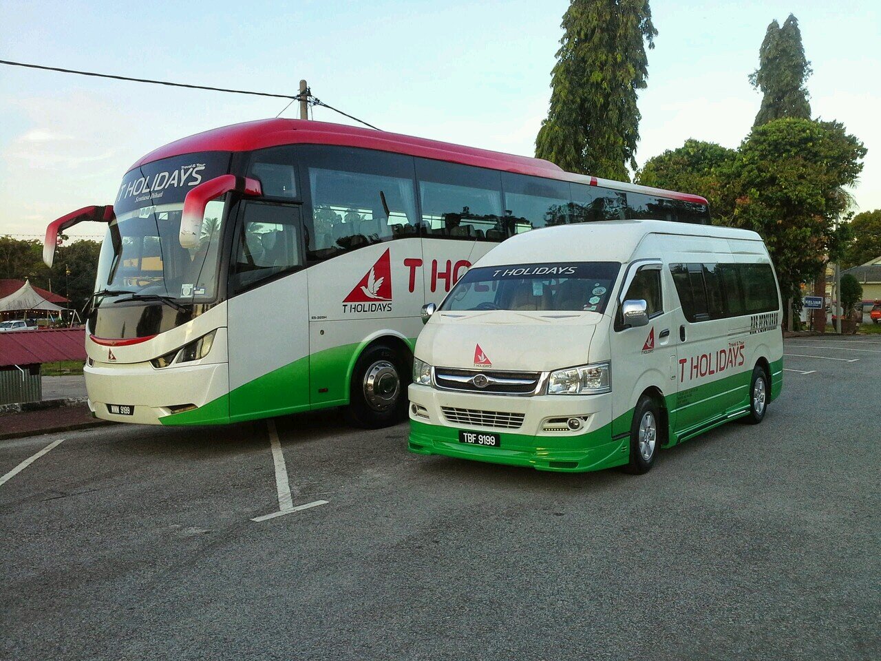 nikman9199's profile picture. PERKHIDMATAN SEWA BAS PERSIARAN,PAKEJ PELANCONGAN DAN TIKET BAS EKSPRES KE SELURUH DESTINASI DALAM MALAYSIA.Hubungi : 0199836398 Nik Man - Pengurus