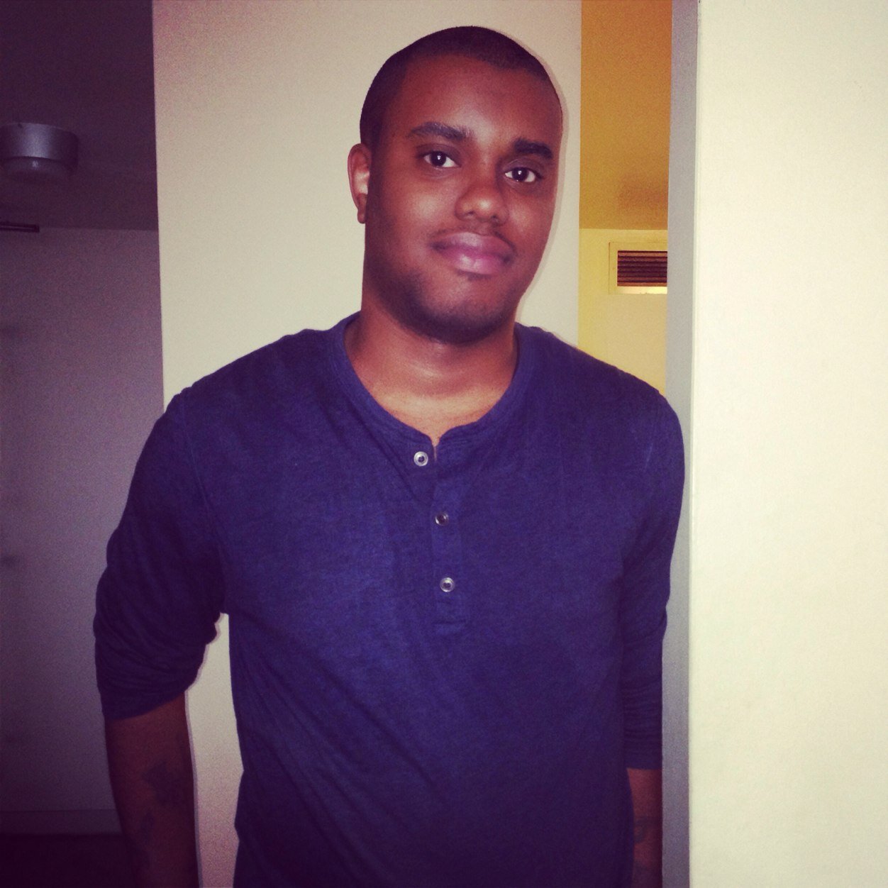 Handsome struggling author.