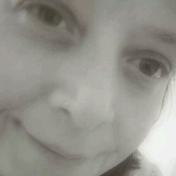 Reddrobbin888's profile picture. I love life...