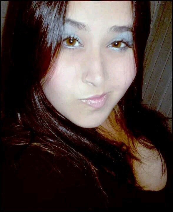Falar de sofrimento me encomoda ate umas hrs,eu qria ta falando de alegria pra quem chora... http://t.co/BnCW0uCLSN