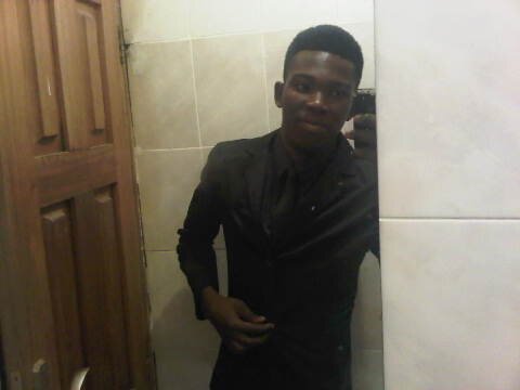 Accountant , singer, lover of music, graphics designer, friend of God.