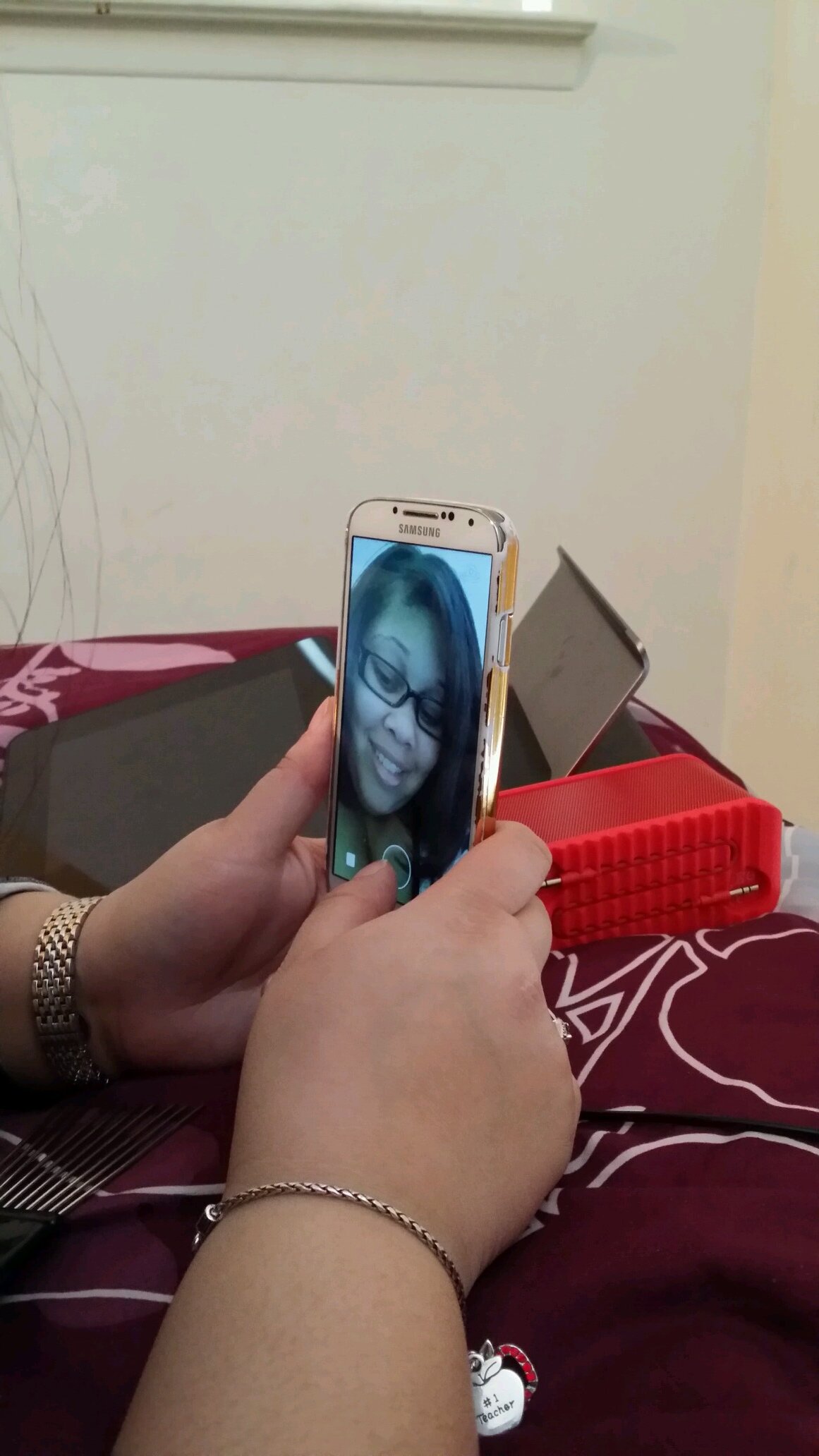 eloquentox's profile picture. 