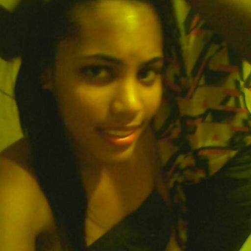 SancBlanc's profile picture. divertida, feliz, buena persona, honesta, cariñosa,perseverante ,al fin unica