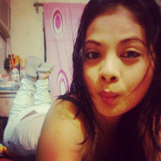 Hola!! Bueno nos seguimos?? En este momento las ideas se m van:/