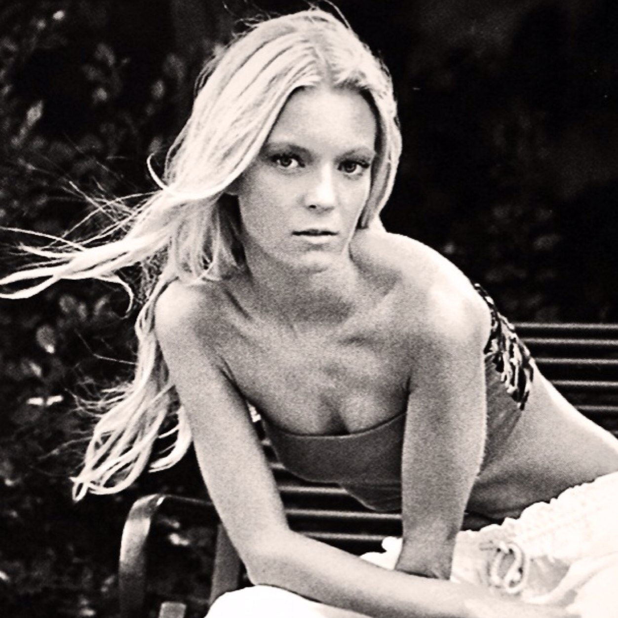 Blondes_the_way's profile picture. Don't be afraid to be who u are. Make the most of your life & don't let anyone tell u your not good enough. When your feeling down, remember somebody loves you