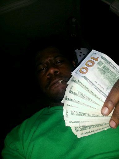 I JUST KEEP IT 100/REAL FUCK WAT U SAY IM JUST ANOTHA NIGGA 4RM DA 229 TRYIN 2 MAKE A NAME 4MYSELF AN MAKE IT