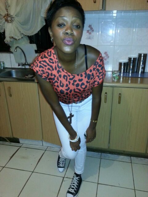 ngcobolungoh's profile picture. Furthest thing from perfect like everyone I know.