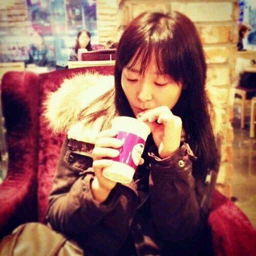 ohjunggogo's profile picture. 서울,유머,개콘,컬투,두탈,무한도전,커피,엉뚱함,모험,사진,스포츠,여행,운전하고퐈,쇼핑,똥고집,음악,고릴라라디오,계절탐,잠팅이,공연,영화