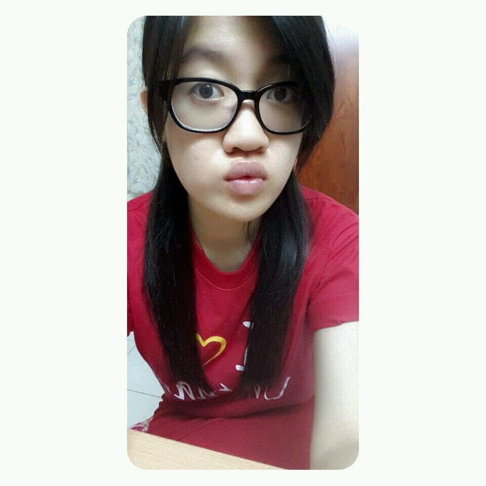 FB : Bella D-c . Line & IG : bellangadi
