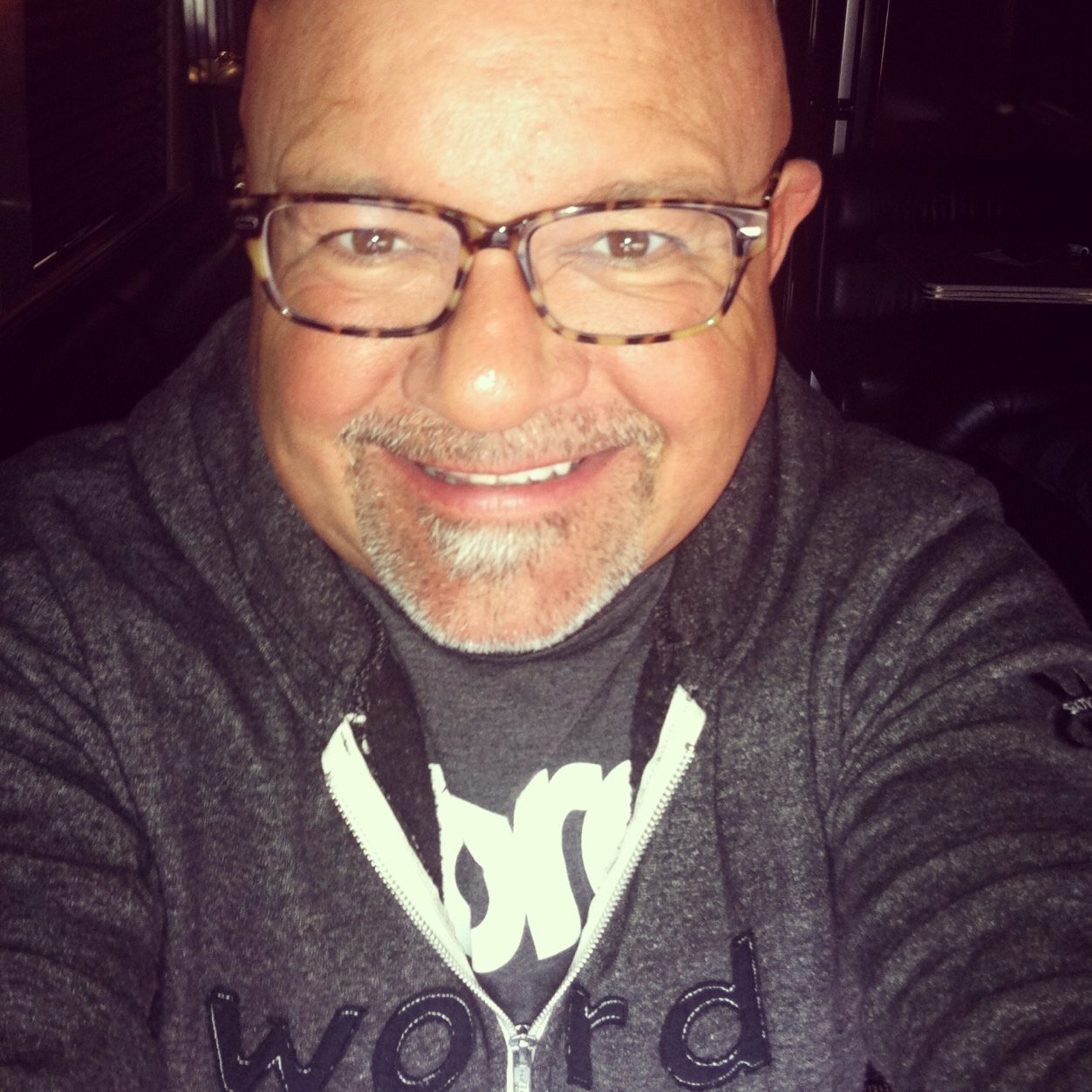 Music guy who works in the biz blog: https://t.co/xqg7JU7XZR