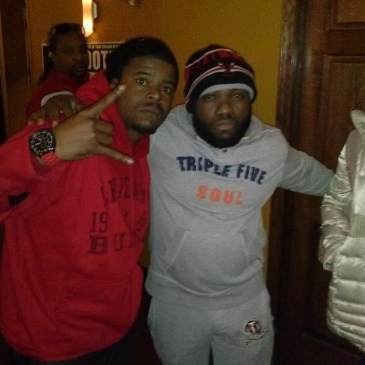 Rap Artist motivated to tell his story and stay true.follow i follow back im everywhere wit no chair http://t.co/LaQrvBAwOz