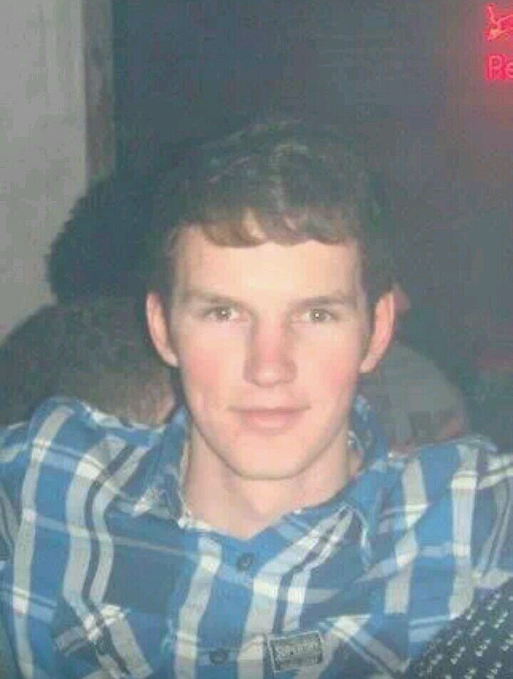 Carl_Hall1's profile picture. Techno and Mountain Biking!