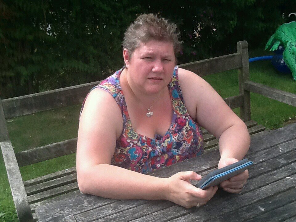 daughter, sister, wife, mother and aunt - born to shop! Passionate about anything to do with nursing and service improvement