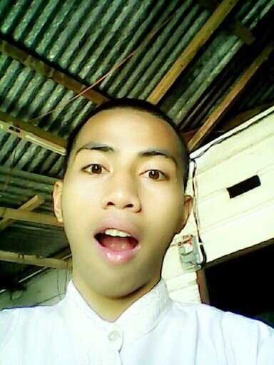 anakhayham's profile picture. 