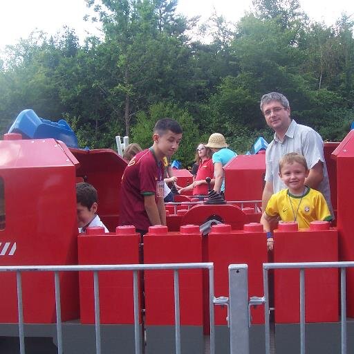 richard_aporter's profile picture. Married,dad of four fantastic children,Parent Council: D/Rep for NPFS Glasgow. Chair of Glasgow Parent Council Forum. Passionate about Parental Involvement!