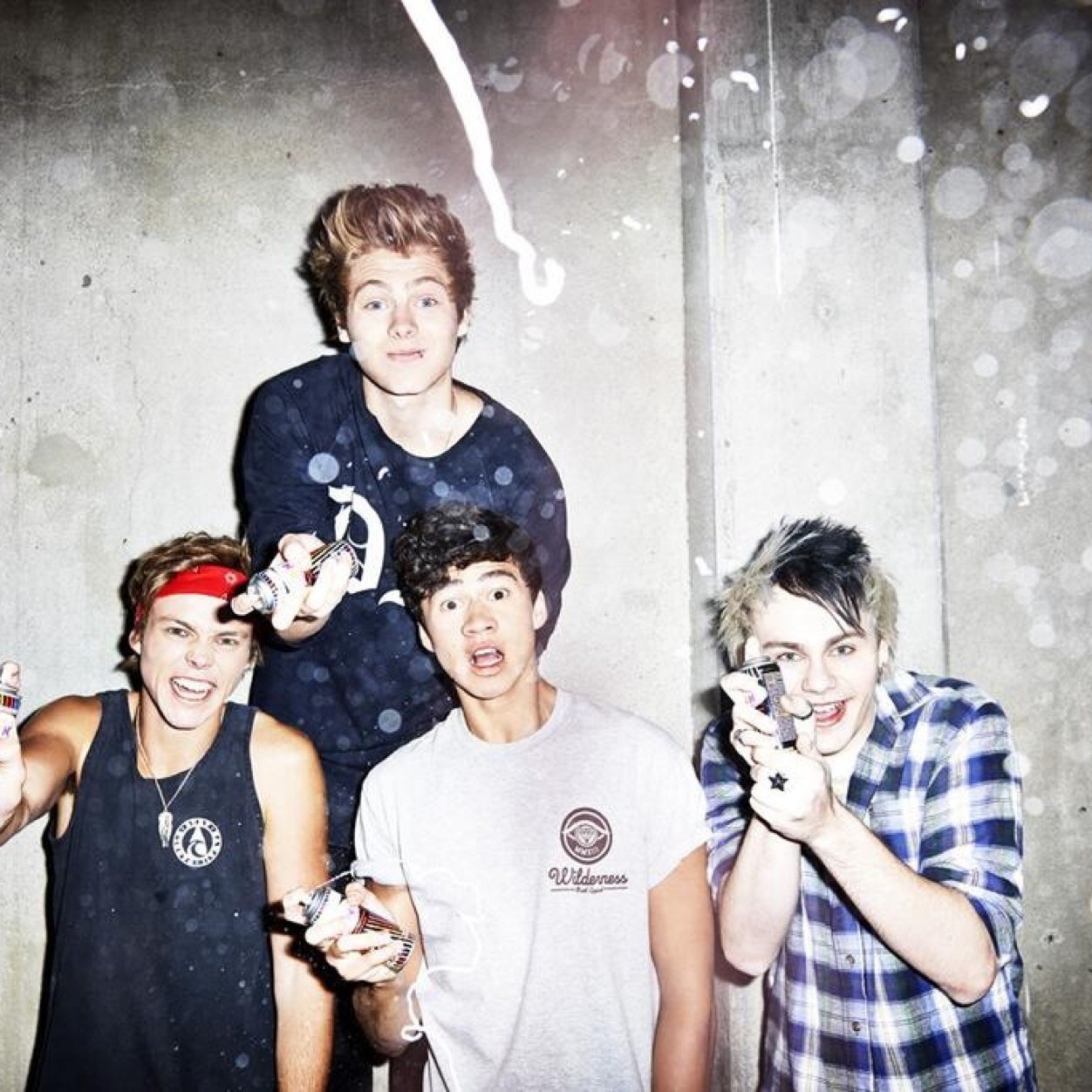 Free follow so go follow @leah_maay instead please? Ask for a follow back:)
