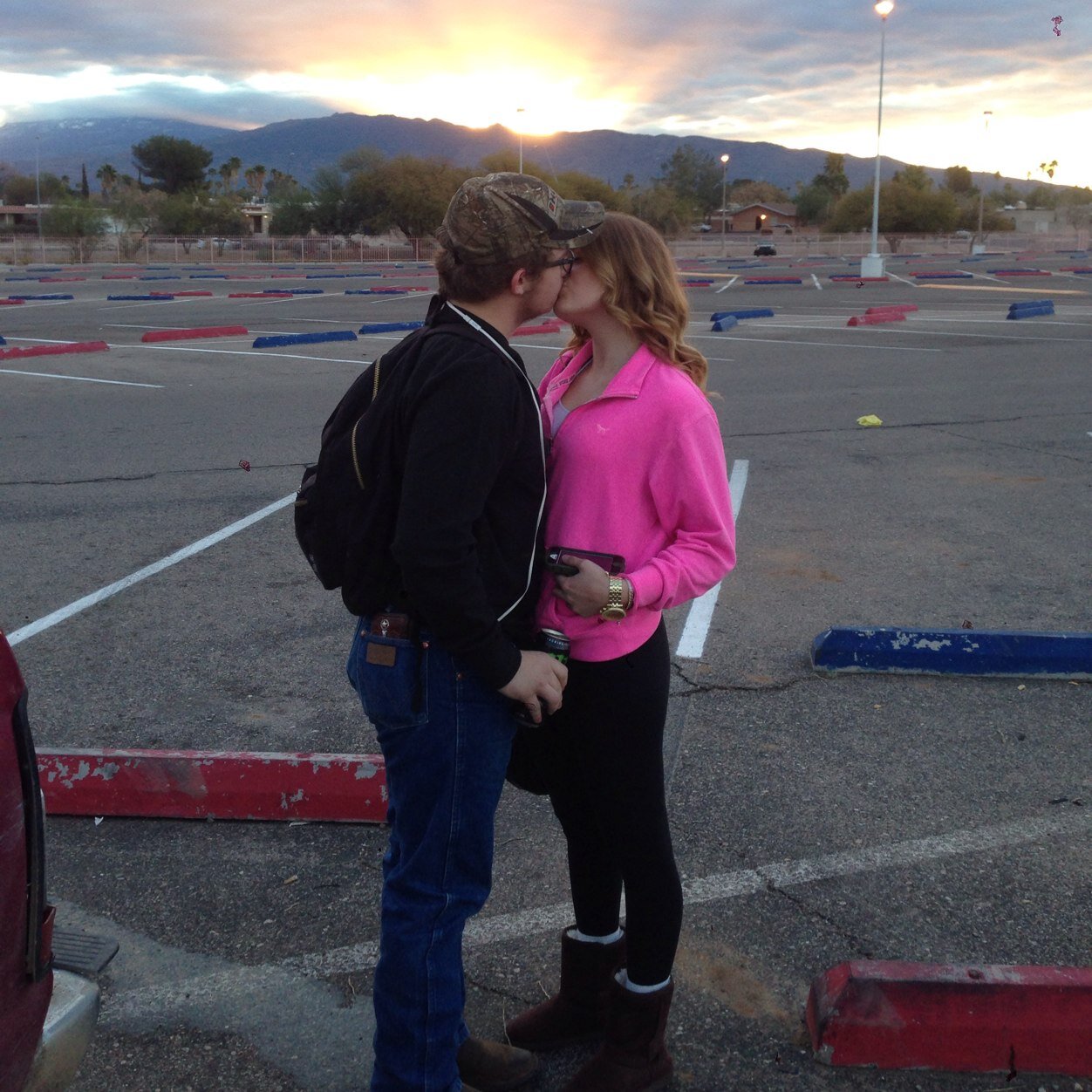 Senior at Sahuaro 2k14, Major hunter, Redneck to the bone Southern Pride