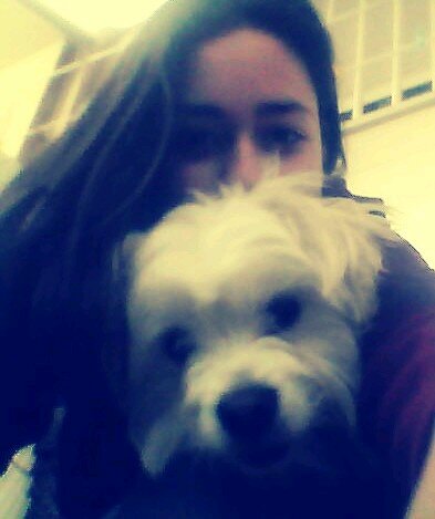 Vengo de un polvo del 2000. De ojos oscuros, cabezota como yo sola. Que te follen si me haces daño. Amigas de mis amigas. Always with you ∞.