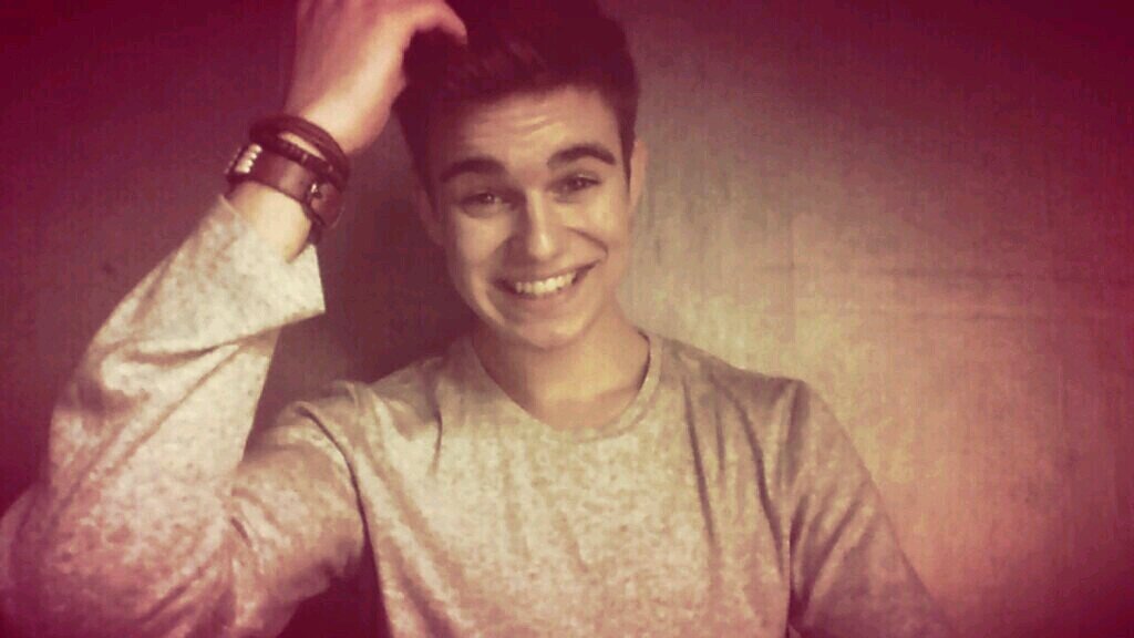 Ne suit pas le mouvement. L'herbe ne pousse pas sur les chemins que tout le monde emprunte.