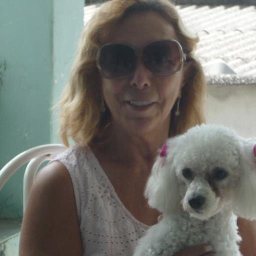 Lutei..estudei..trabalhei ..e vivo com meu salário de professor!Ufffff!!!!! Sou uma serva de Deus!