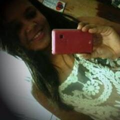 Meu coração,sem direção,voando só por voar,sem saber onde chegar,sonhando em te encontrar. @thiaguinhocomth