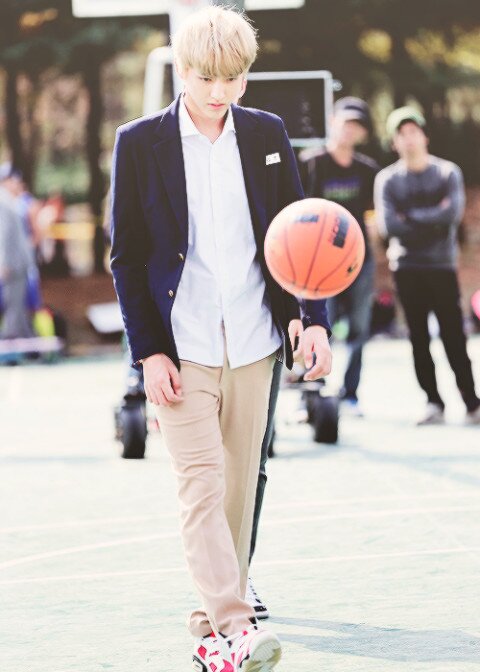 bio orang ganteng. jan diliat ntar naksir//{#anakSM}