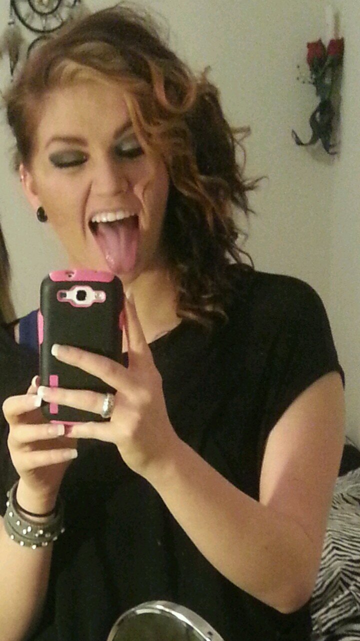 gretch0h's profile picture. 