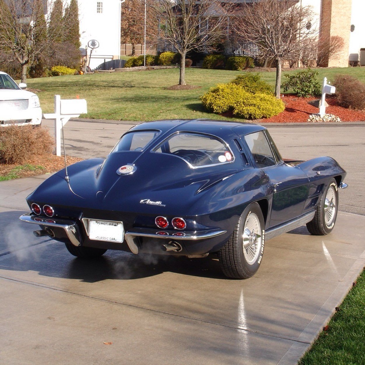 pmh63split's profile picture. 