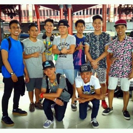 SrigatorA's profile picture. ♥SRIGATIF || We are SRIGATOR from Airmadidi. We always support SRIGATIF anywhere and anytime.