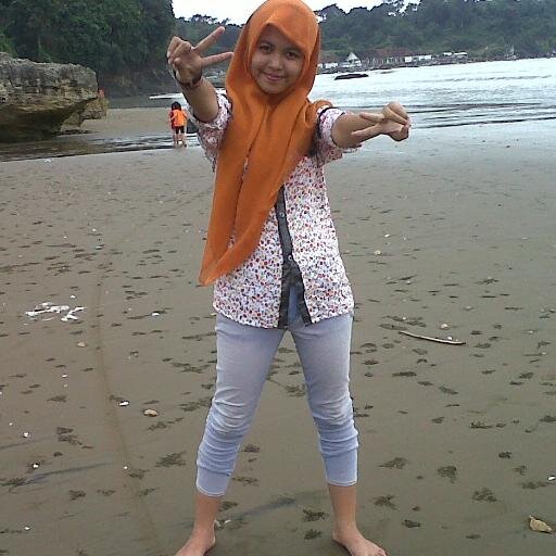 BAhagiaa ituch saat melihat Ƙά̲м̣̣̥̇̊ũ tersenyum  .. :)