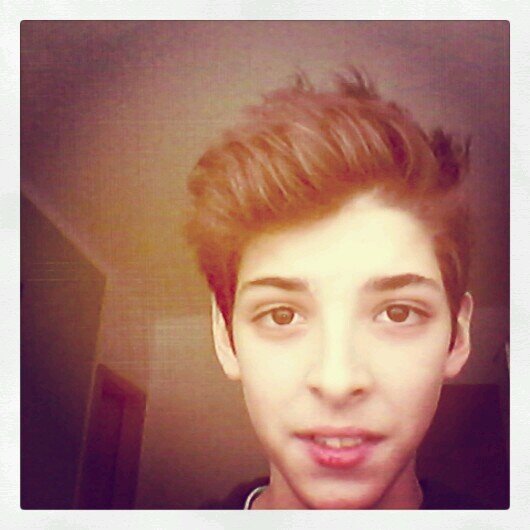 Ungeheua's profile picture. Ich bin ein großes Ungeheua von ungespielt außerdem, mag ich Nudeln♡♥ :D Und bin ein kleiner Joooonge♥♡ ^^Ich höre auch sehr gerne GReeeN  ♥♡ suprime ♥♡