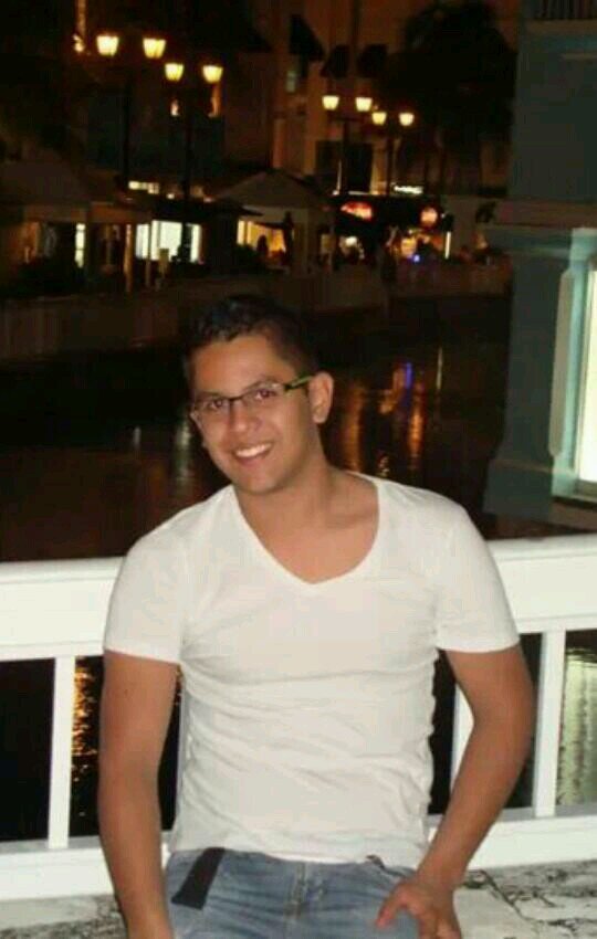 100% Guaro, Ingeniero en Petróleo. Maracaibo..!!:) confiando en Dios