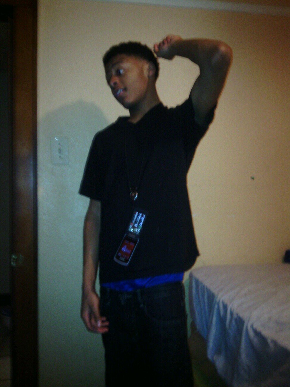 #follow me i follow back,(: