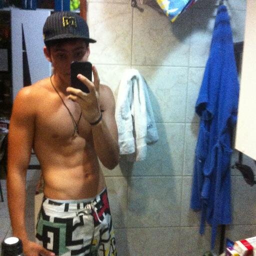 1.7 Futuro engenheiro Civil, e marombeiro http://t.co/Qi3Am4GQFX