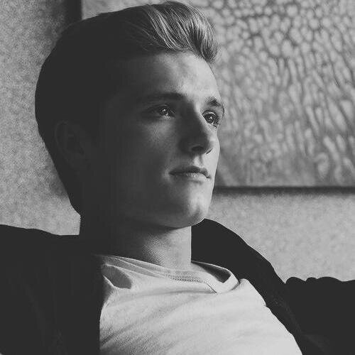hutcher, believer, hunger gamer, abrahamer... i follow back :-)