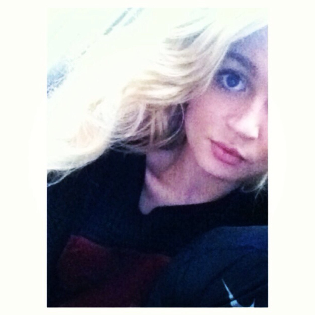 deeschofield0's profile picture. 