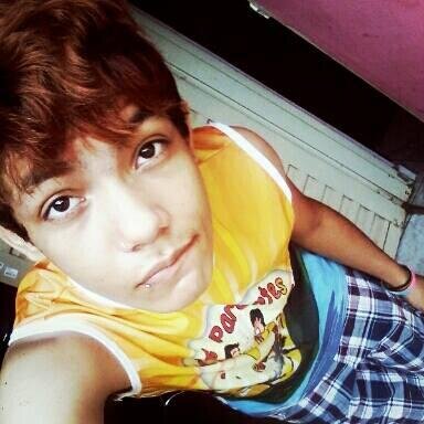 Dançarino , Ator , Cantor , Gosto de Musicas , Sou neguinho , 14 anos , Sou Heartbeat , LittleMonster , Performo muito bem , Crio obras de arte ! I am Gypsy .