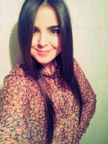 Se siempre humilde y agradecido, a pesar de tus éxitos, y recuerda que en tu vida opera siempre una fuerza mayor que tu ego// ♥Belieber// #SWAG♥