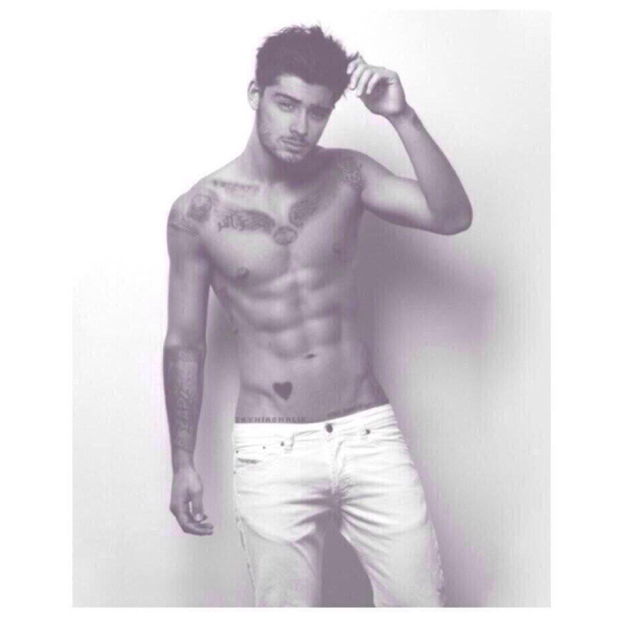 Please follow @mermaidziall_  bc free follow . I love you all :)