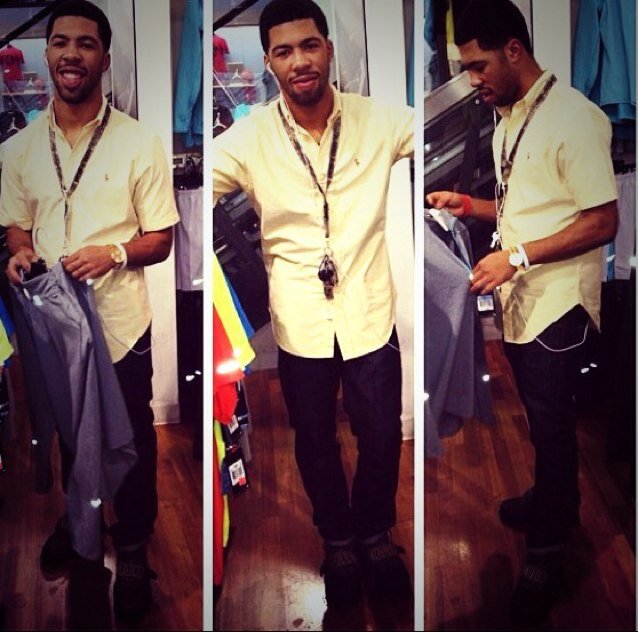 My bio can't decribe me. Im humble and blessed get to know me and you'll find out the rest.  #Skylar'sDaddy