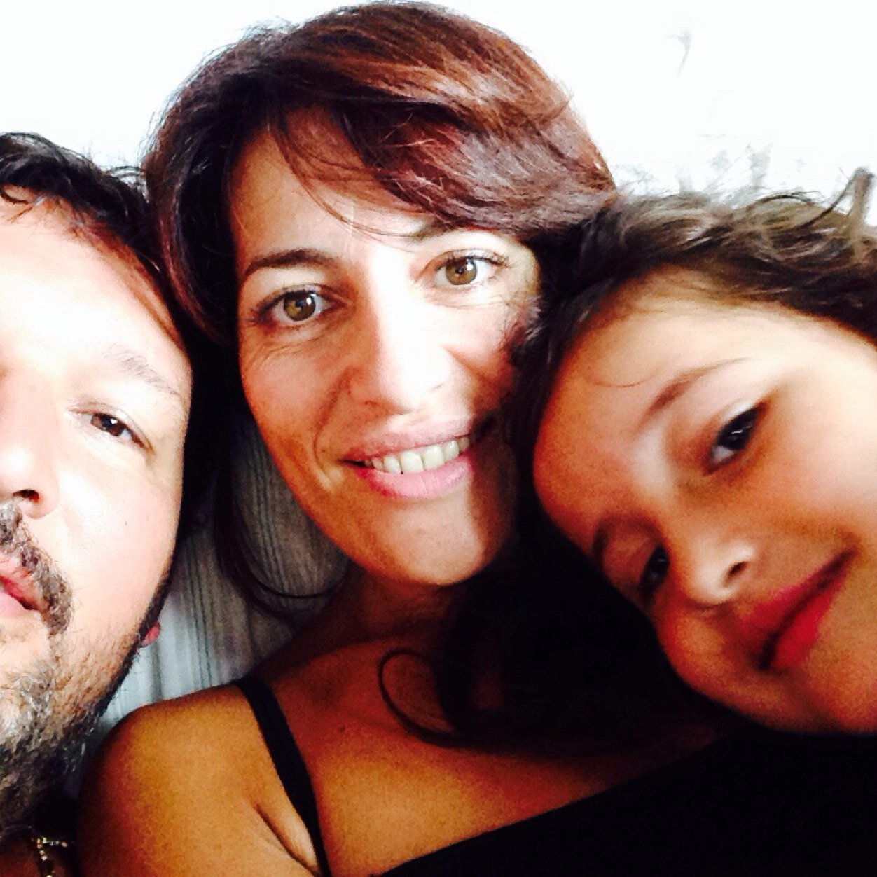Soy Carolina Barrios, esposa de @Pastornazareno, mama de Abby, Paula y Pedro. Pastora de la iglesia Siembra el Pan. Mujer feliz.