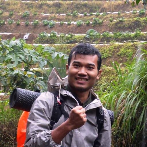 Menurutku arti cinta yang sesungguhnya itu sangat simple. Aku + kamu = selamanya