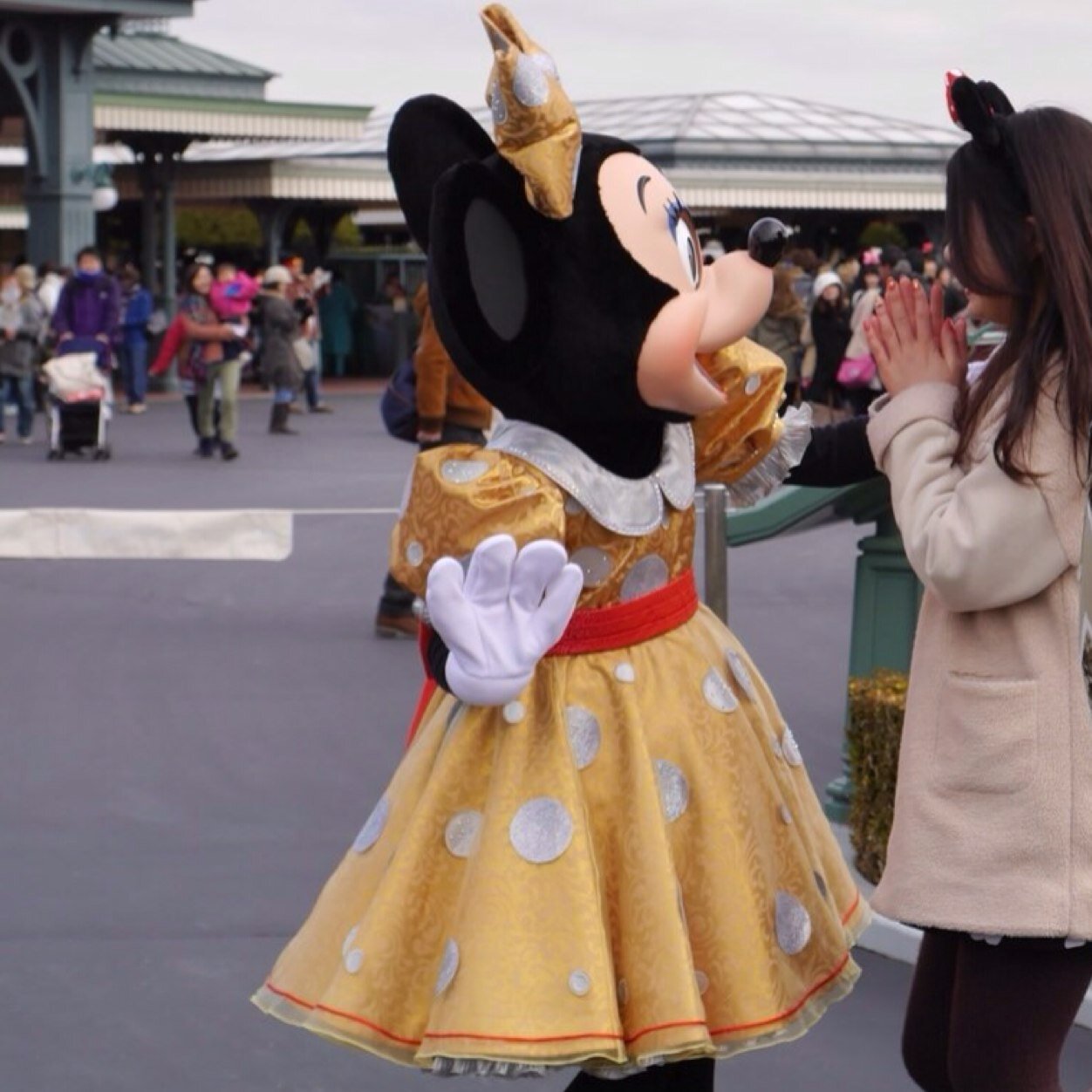 共通3年目☻❤︎Micky/Minnie/Genie/Jasmine/Rapunzel/Dancer/BBB/Minnie Oh Minnie/PhilharMagic/1993/GM Lumix よろしくお願いします☆♩見る用のアカウントになりつつあります。無言フォロー失礼します!