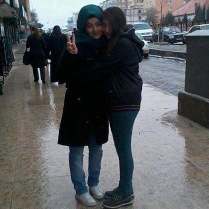 Takip Ettiysem Takip Et dönmezsen Unf Kapiş ;)
