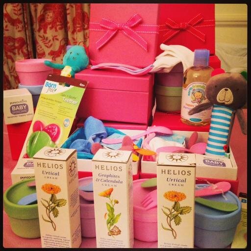 Unique Gift Boxes For New Mums & Babies - Hand-Picked From Quality Suppliers. Fortnightly Care Packages To Give You A Little Lift!
