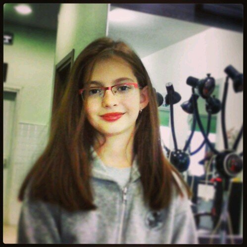 pleas , help me to get 100 followers